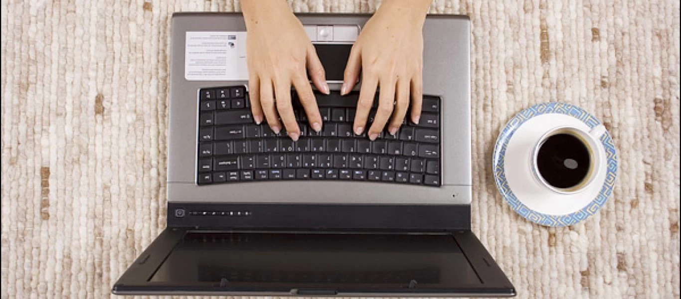 Να τι πρέπει να κάνεις για να δουλεύεις πιο αποδοτικά από το σπίτι σύμφωνα με νέα έρευνα